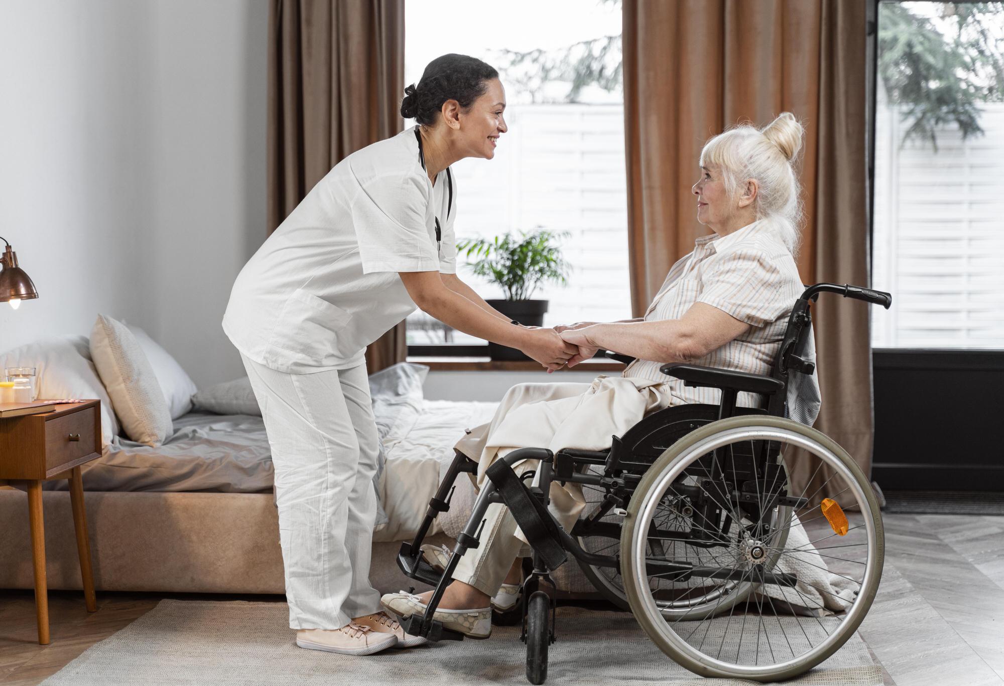 nursing-home-doctor-patient